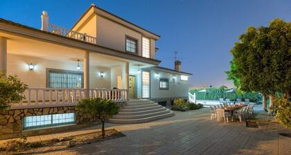 Fidalsa Grand White House