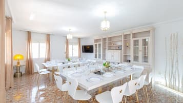 Villa (Multiple Bedrooms) | Interior
