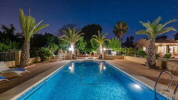 Villa (3 Bedrooms) | Front of property
