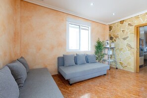 Interior - Fidalsa Dom Perignon (Crevillente)