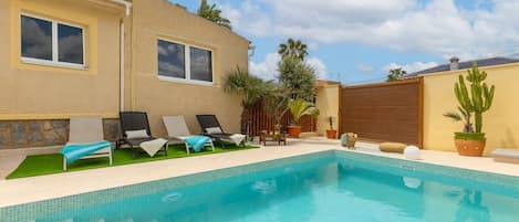 Villa (2 Bedrooms) | Vista frontal de la propiedad