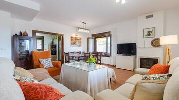 Vila (4 Bedrooms) | Interior