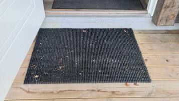 House, 3 Bedrooms, Balcony | Exterior detail