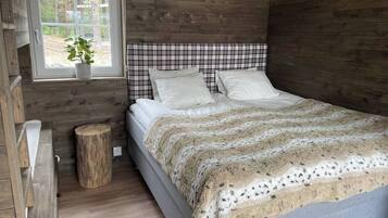 House, 3 Bedrooms, Balcony