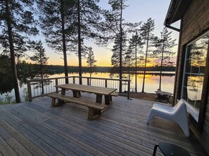 House, 3 Bedrooms, Balcony | Outdoor dining