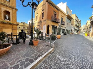 Property grounds - Akragas home 2 with city view (Agrigento)