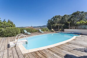 Pool - Holiday Home “L'Alba” with Mountain View, Private Pool & Air Conditioning (Latour-de-France)
