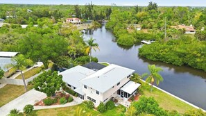 Exterior - Old Florida Waterfront Retreat (Englewood)