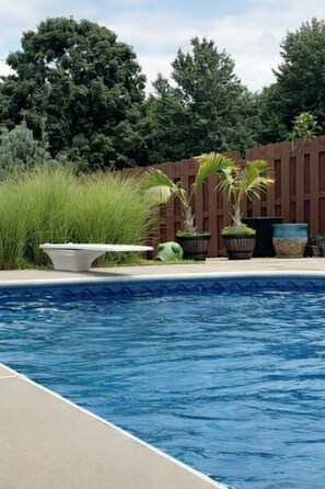 Nicht klassifiziertes Bild, 2 von 21, Schaltfläche