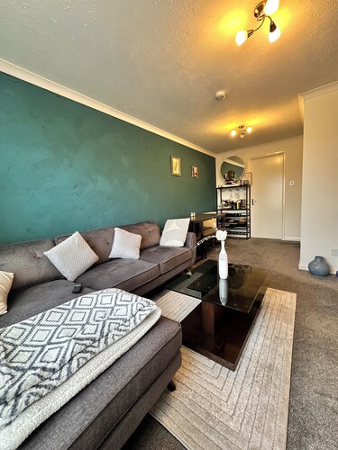 Warm & Stylish Stay Near Everything you need