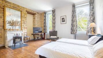 1 chambre, fer et planche à repasser, Wi-Fi, draps fournis