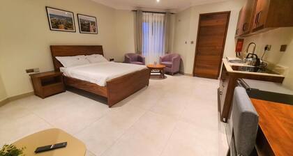 Cozy Studio Apartment-Le Cottage Mbale