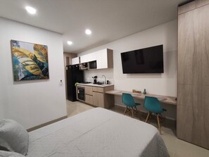 Room - Vrbo Property (Gaira)