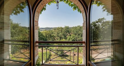 Authentic, modern house, pets welcome, a real haven of peace.