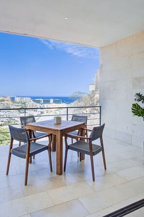 Dining - Beauty Oceanview Apt. Near DT (Cabo San Lucas)