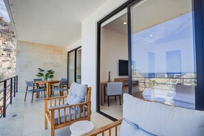 Interior - Beauty Oceanview Apt. Near DT (Cabo San Lucas)