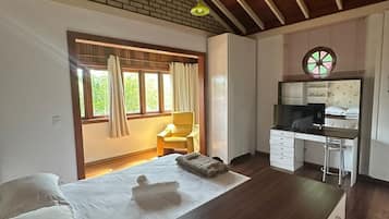 7 Schlafzimmer, Bügeleisen/Bügelbrett, WLAN, Bettwäsche