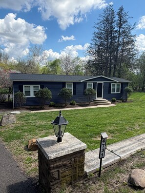 Exterior - Private Riverfront Retreat-river access, walking/biking path, fire pit (New Hope)