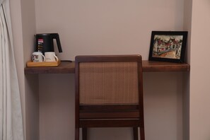 Superior tweepersoonskamer, balkon, uitzicht op tuin | Interieur