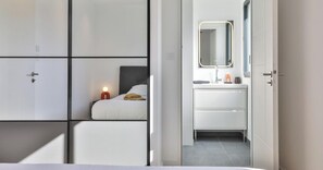 5 bedrooms, free WiFi, bed sheets - La Villa Pop I Talmont I 12 pers I Piscine & Pétanque (Talmont-Saint-Hilaire)