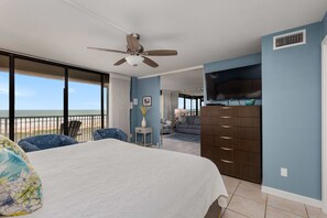 3 bedrooms, iron/ironing board, WiFi, bed sheets - Sea Vista. Ocean View Beachfront Paradise (South Padre Island)