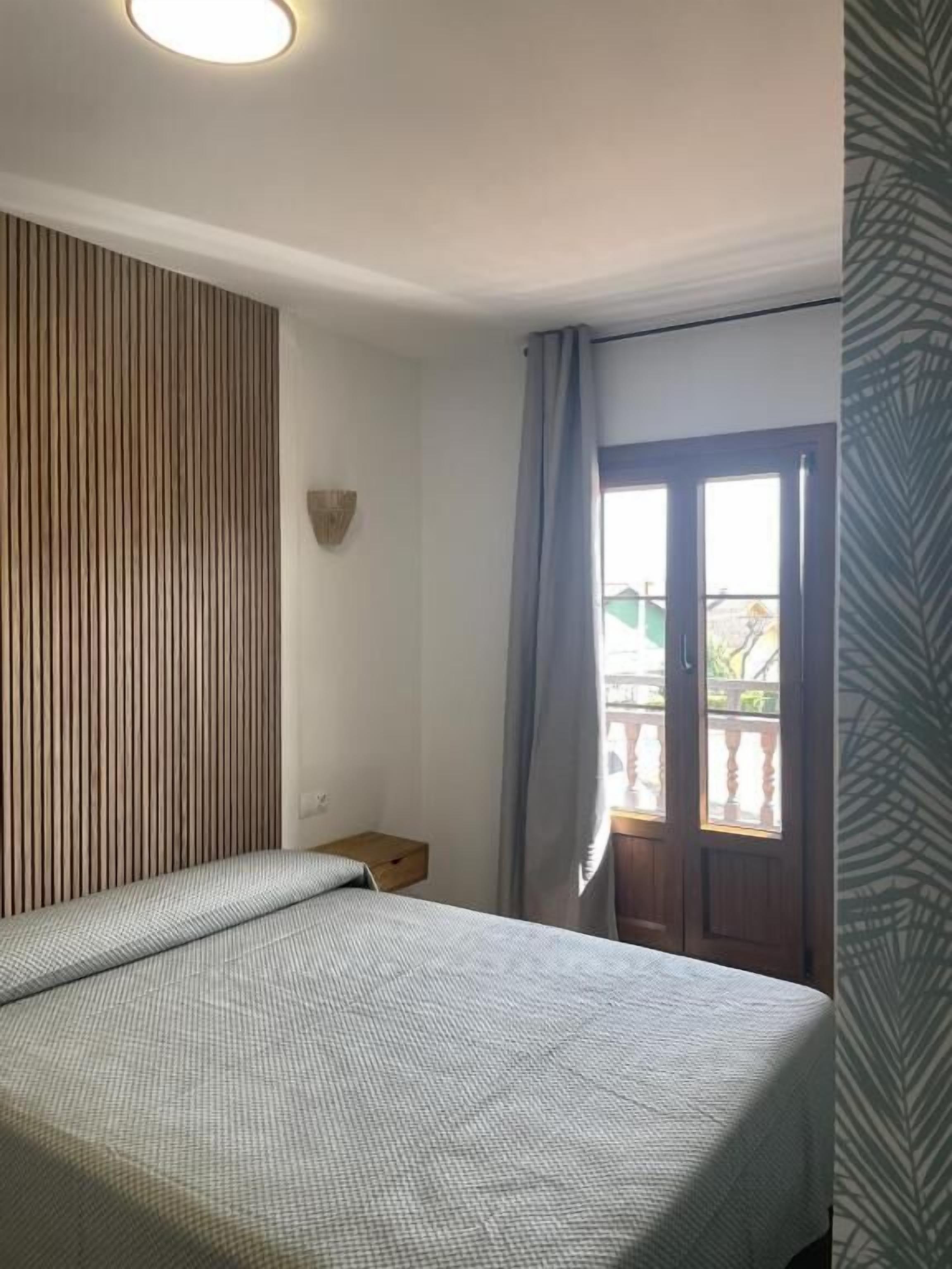 Standaard kamer, 1 twee- of 2 eenpersoonsbedden, balkon, uitzicht op bergen