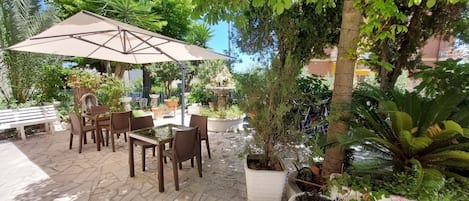 Restauration en plein air