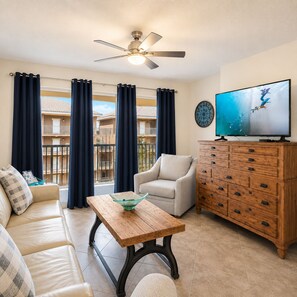 Smart TV - 🐚Pet Friendly | Steps to Beach | Pool | Ciboney 4008☀️ (Miramar Beach)