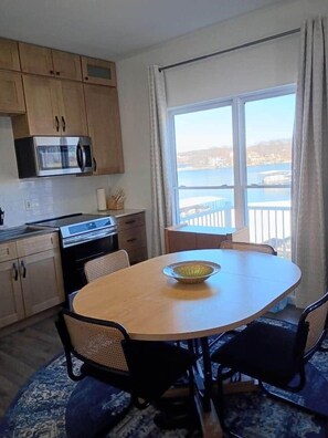 Dining - Lakeview Duplex #2 Fish, Boat, Swim, Relax in Shawnee Bend (Jasper Township)