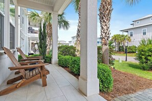 Terrace/patio - 🐚LSV(Golf Cart) | Great Location | Whispering Pines🐚 (Miramar Beach)