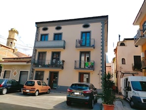 Esterni