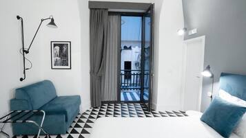 Suite, Balcony, City View