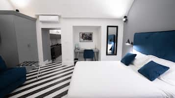 Superior-Suite, Balkon, Blick auf den Innenhof