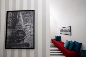 Interior - Suite Pulcinella (Naples)
