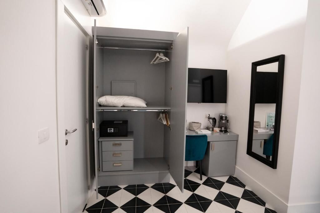 Superior-Suite, Balkon, Blick auf den Innenhof | Innenbereich