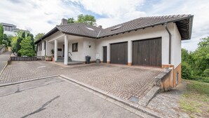 Unclassified image, 3 of 23, button - Vacation Apartment 'Fewo Schwarz' with Mountain View, Private Terrace, and Wi-Fi (Ettenheim)