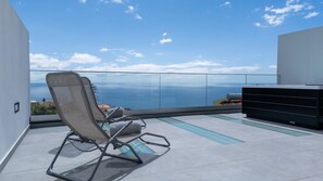 Terrace/patio - Daysy House by LovelyStay - Jacuzzi c/vista mar (Funchal)
