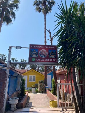 Dobbelt- eller tomannsrom – deluxe, balkong | Utvendig detalj