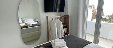 2 Schlafzimmer, BĂŒgeleisen/BĂŒgelbrett, kostenloses WLAN, BettwĂ€sche