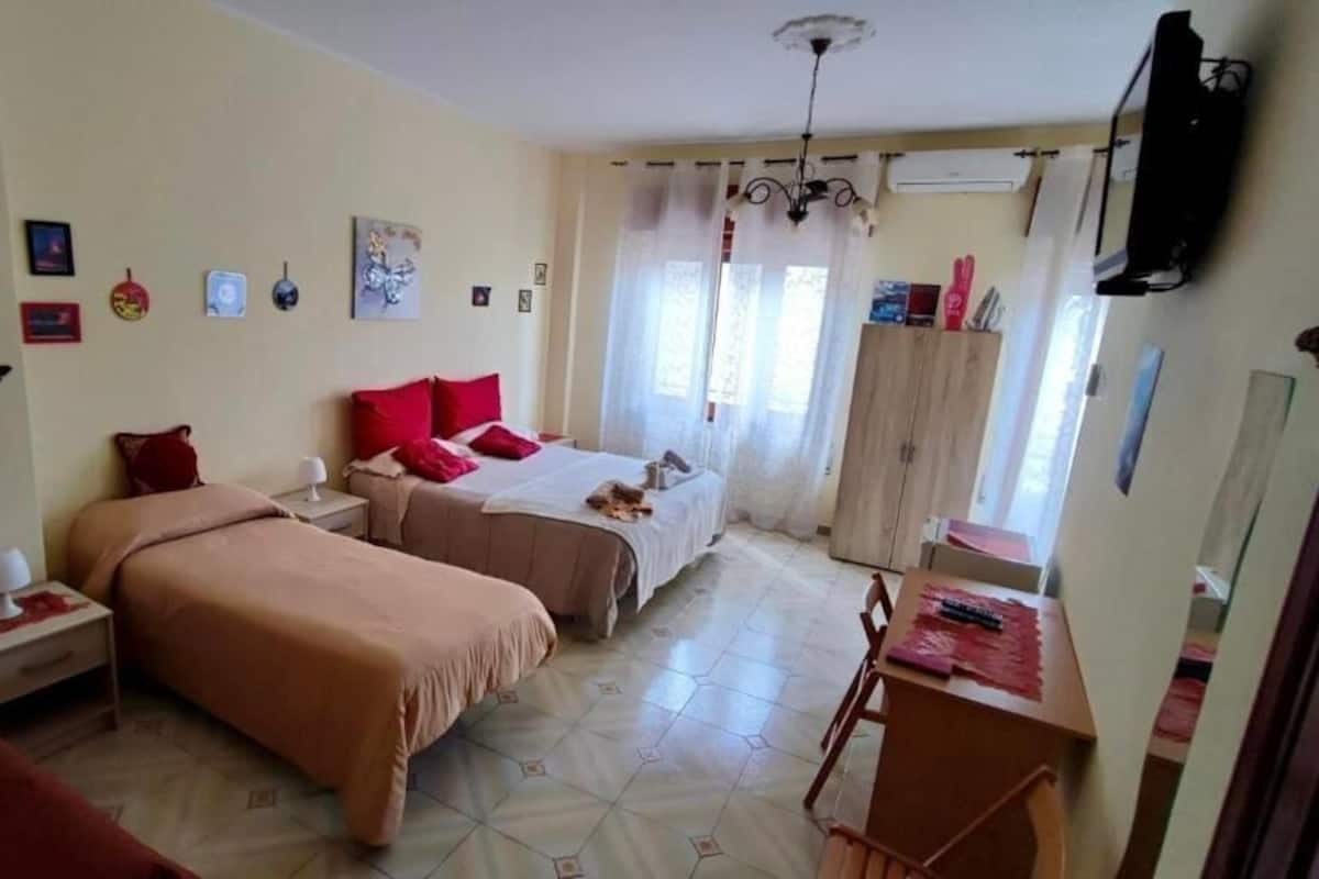 Phòng 4 dành cho gia đình, ban công, quang cảnh núi