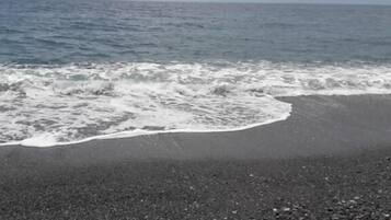 Firemannsrom – familie, balkong, fjellutsikt | Strand