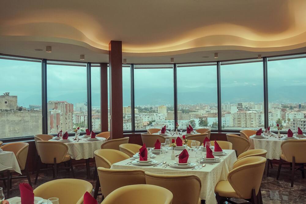 hotel kyrline