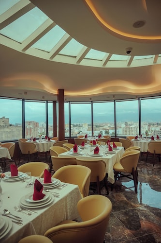 hotel kyrline