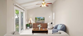 Mid-century modern 3-bedroom house near metro in peaceful Springfield, VA