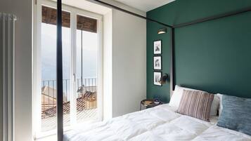 3 chambres, fer et planche à repasser, Wi-Fi gratuit, draps fournis