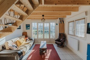 House | Living room - Modern Holiday Home in Lanildut (Lanildut)