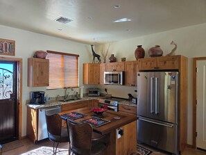 Private kitchen - Private Catalina Foothills Casita Tanque Verde (Tucson)