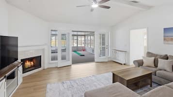 TV, fireplace, offices