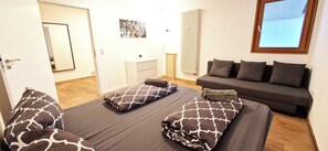 3 Schlafzimmer, Internetzugang, Bettwäsche