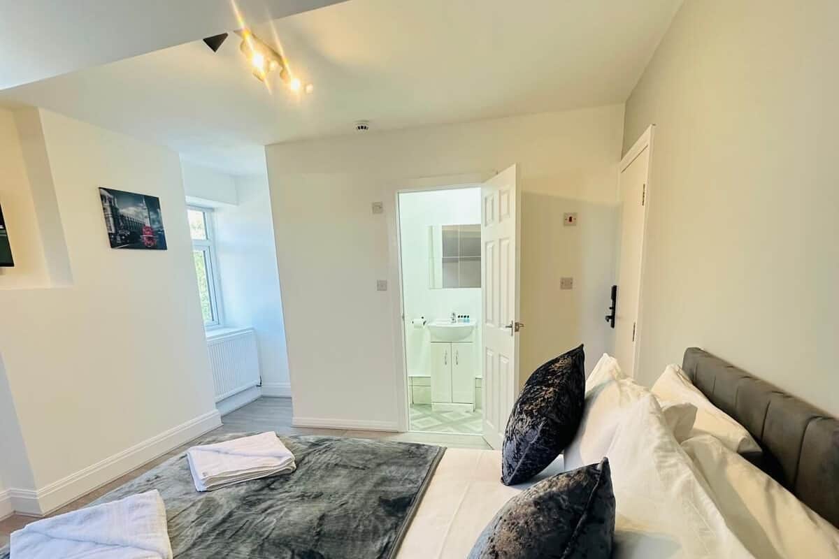Habitació doble, 1 llit doble, no fumadors, amb bany privat | Escriptori, wifi gratuïta i roba de llit 